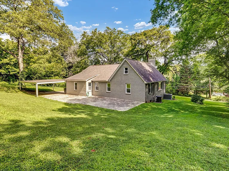 5004 Holston Dr — Photo 26