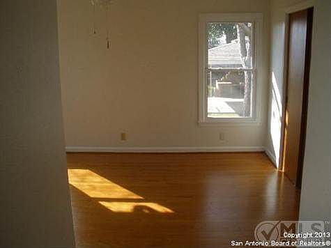 3rd image of 632 Channing Ave