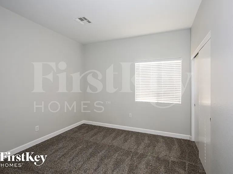 6138 Sydney Bay Ct — Photo 11