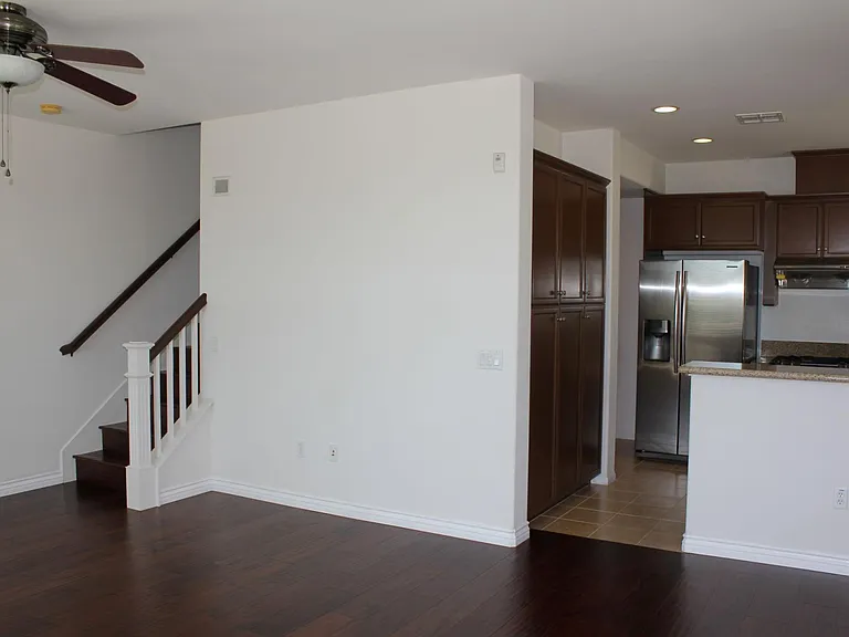 10631 Canyon Grv #15 — Photo 7