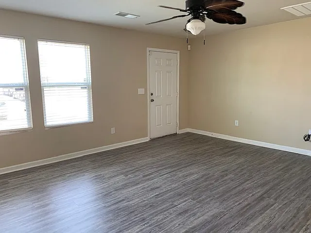 3 bed, 1596 sqft, $1,450 — Photo 2