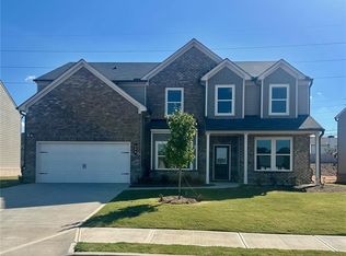 596 Rodeo Dr, Auburn, GA 30011