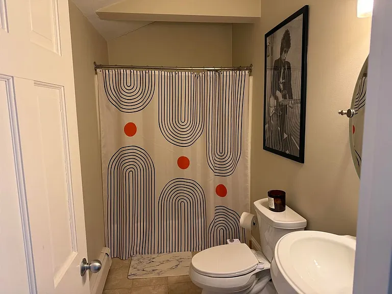 314 Islington St #5 — Photo 9