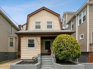 7226 Burchell Ave, Arverne, NY 11692