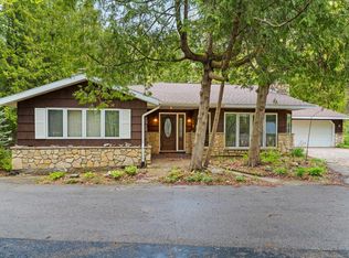 5156 Bay Shore Dr, Sturgeon Bay, WI 54235