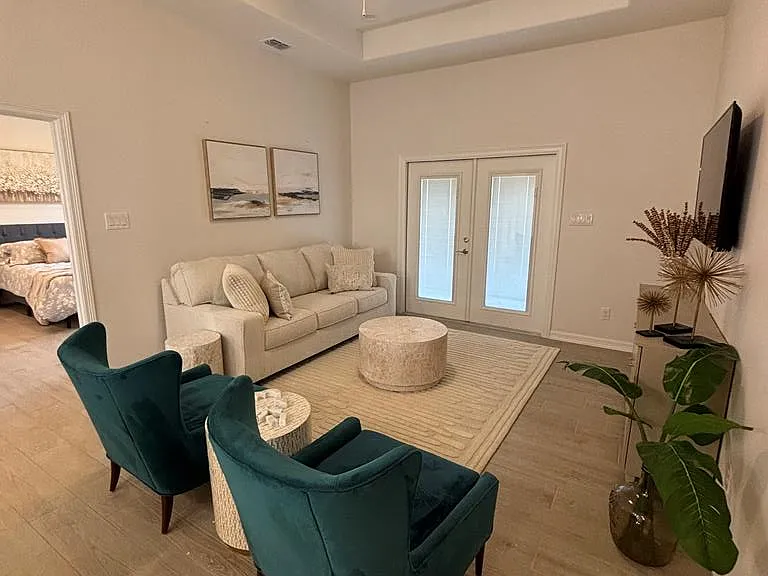 13 N Bay Hill Dr — Photo 3