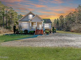 695 Grady Rd, Cameron, NC 28326