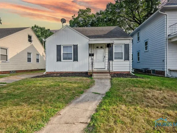 2553 W Sylvania Ave, Toledo, OH 43613