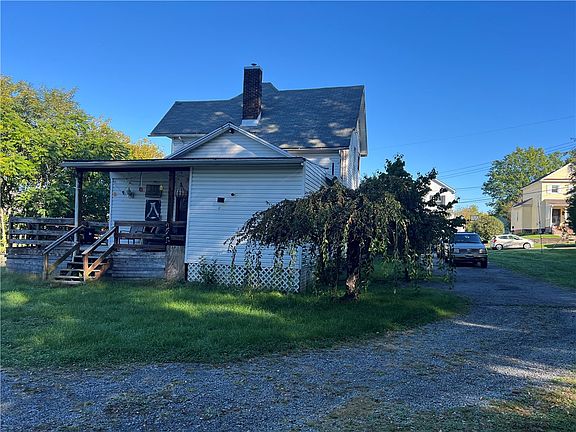 3rd image of 374 Harrison St