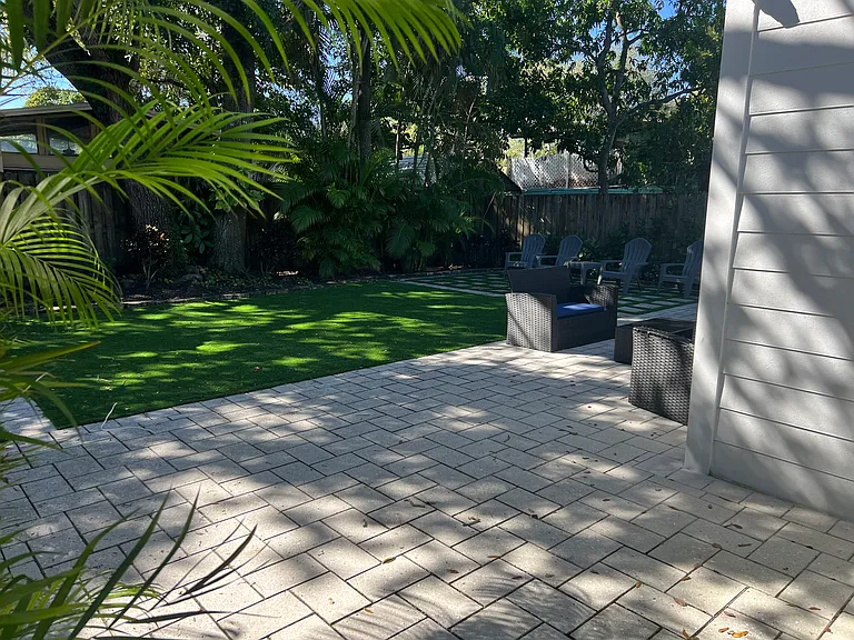 814 SW 2nd Ct #1A — Photo 35