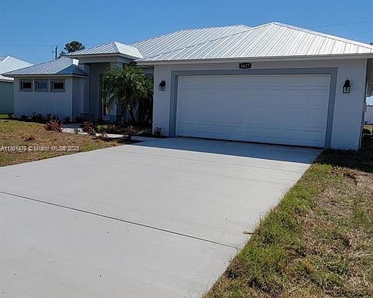 3rd image of 4617 SW Savona Blvd