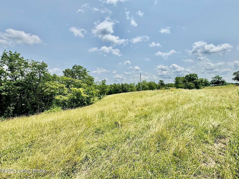 2nd image of 3 Baker Ridge Rd