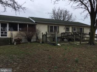 382 E Bay Front Rd, Deale, MD 20751