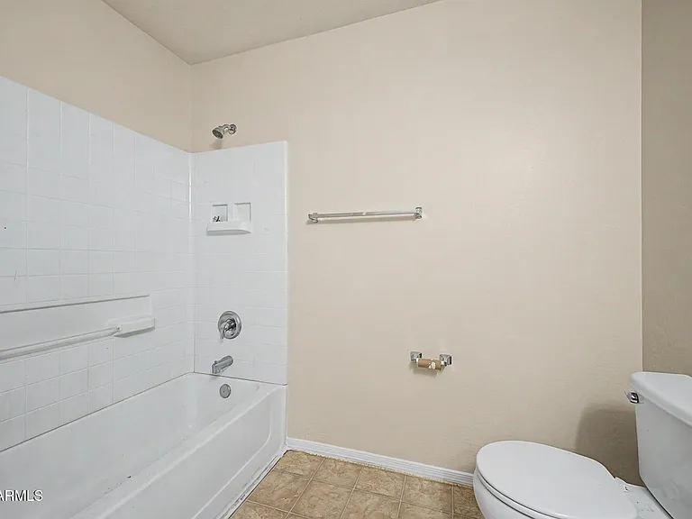 17118 N 184th Ln — Photo 30
