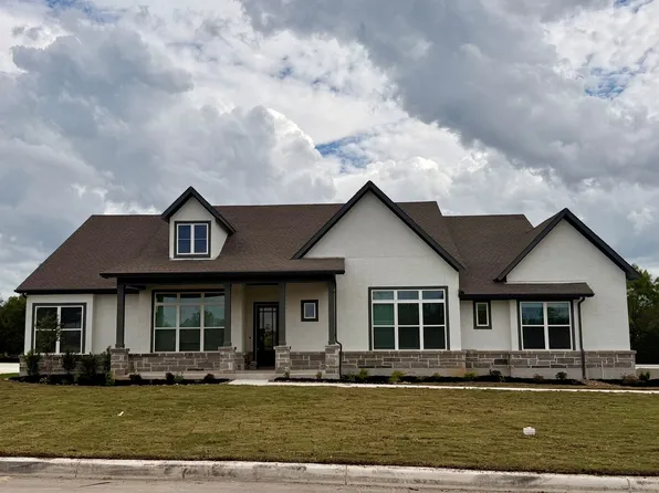 115 Janette Bend, Castroville, TX 78009