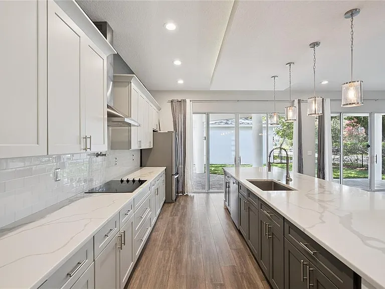 200 E Grant St — Photo 7