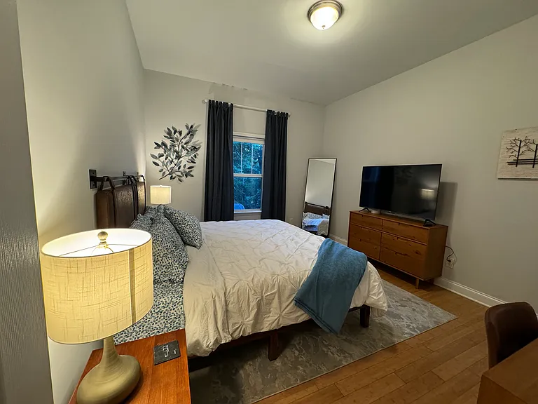 1510 E Main St — Photo 12