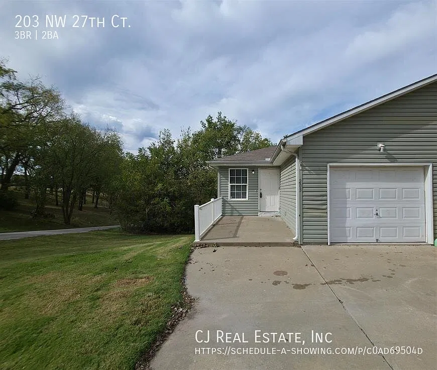 3 bed, 1752 sqft, $1,750 — Photo 1