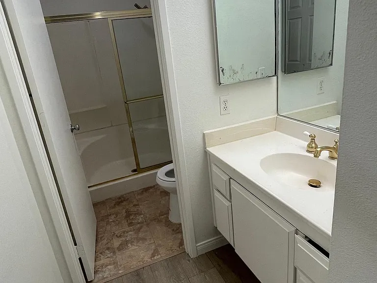 7451 Skyline Dr — Photo 12