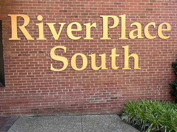1011 Arlington Blvd APT 501, Arlington, VA 22209