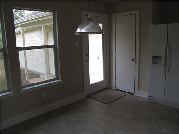 5th image of 718 Aweigh Dr