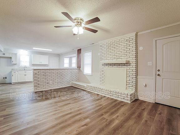 2nd image of 1912 Tammwood Dr