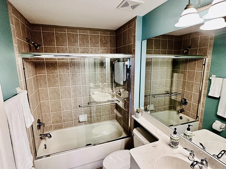 16152 Parque Ln — Photo 22