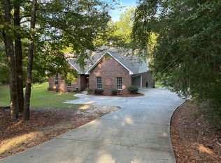 141 Westbrook Estates Dr, Sumrall, MS 39482