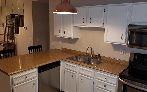 5th image of 511 Greenway Chase Ct