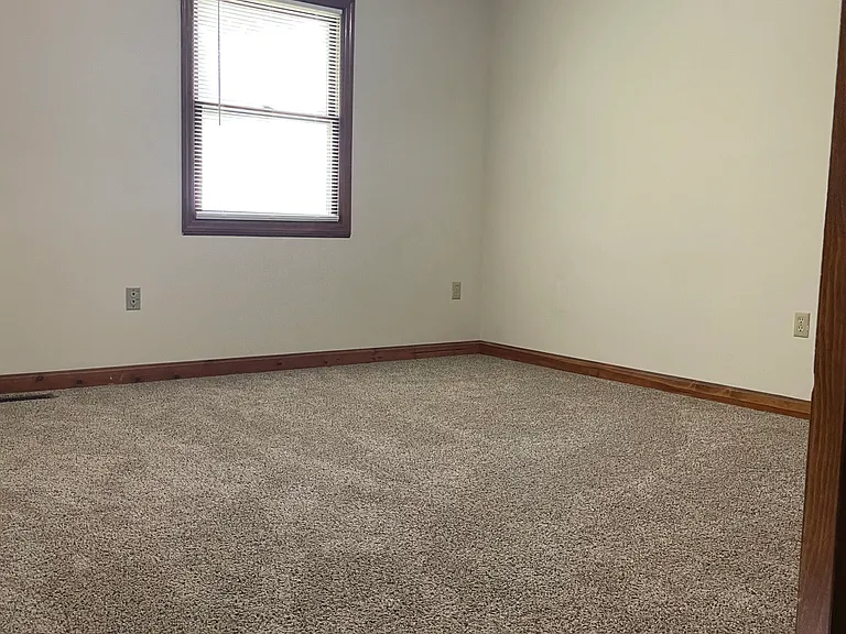 105 Mayflower Rd #0 — Photo 9