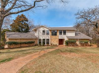 1605 Nightingale Ln, Edmond, OK 73034