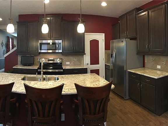 2nd image of 15621 Kinnow Mandarin Ln