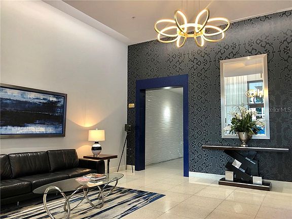5th image of 260 Osceola Ave #705