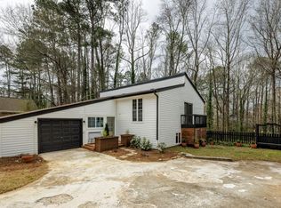 4153 Stonemont Dr, Lilburn, GA 30047