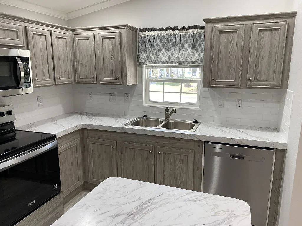 2 bed, 2.0 bath, 990 sqft, $1,199 — Photo 4