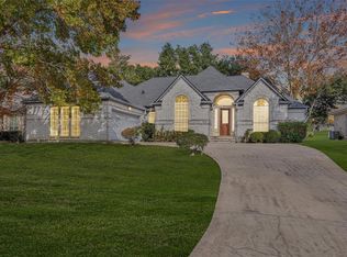 139 April Waters Dr N, Montgomery, TX 77356