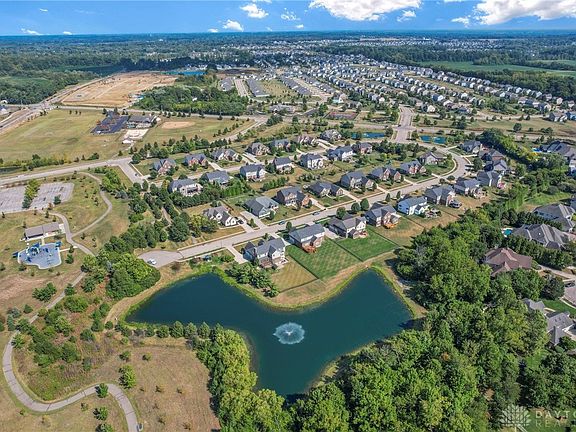 3rd image of 10500 Wallingsford Cir