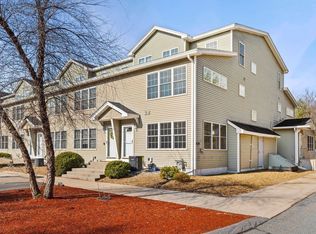 1 Steeple Chase Rd #1, Hampstead, NH 03841