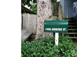 1406 Gibbons St, Crum Lynne, PA 19022