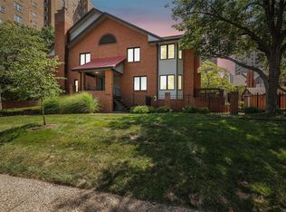 4454 Lindell Blvd APT 24, Saint Louis, MO 63108