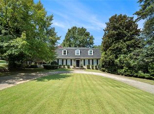 2611 Club Dr, Snellville, GA 30078