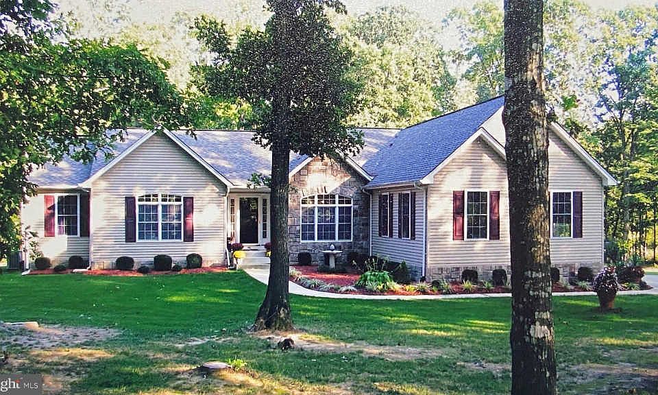 2nd image of 140 Heflin Rd