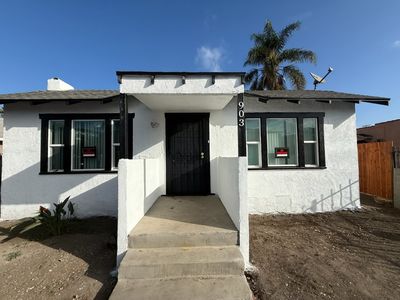 903 W 84th St #1, Los Angeles, CA, 90044