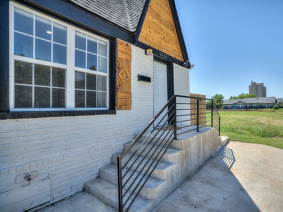 3rd image of 1448 NE 12th St #1448