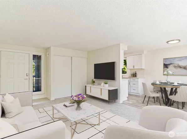 9126 1st Place NE #3, Lake Stevens, WA 98258