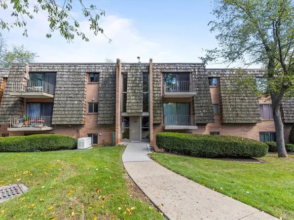 1034 Forest Green Dr, Coraopolis, PA 15108