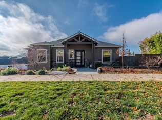 3602 Camina Dr, Medford, OR 97504