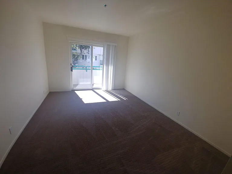 The Mayfield — Photo 6