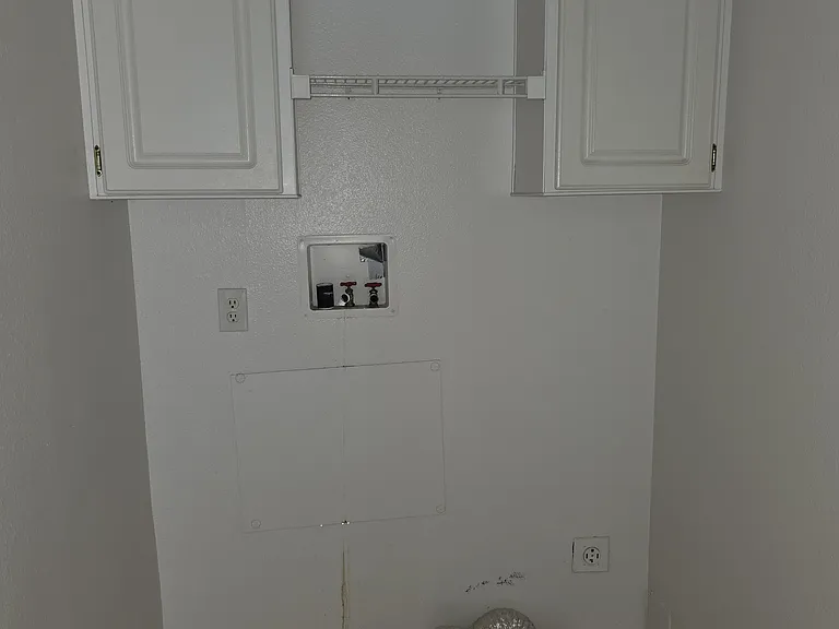 24933 W Broadway Ave — Photo 6