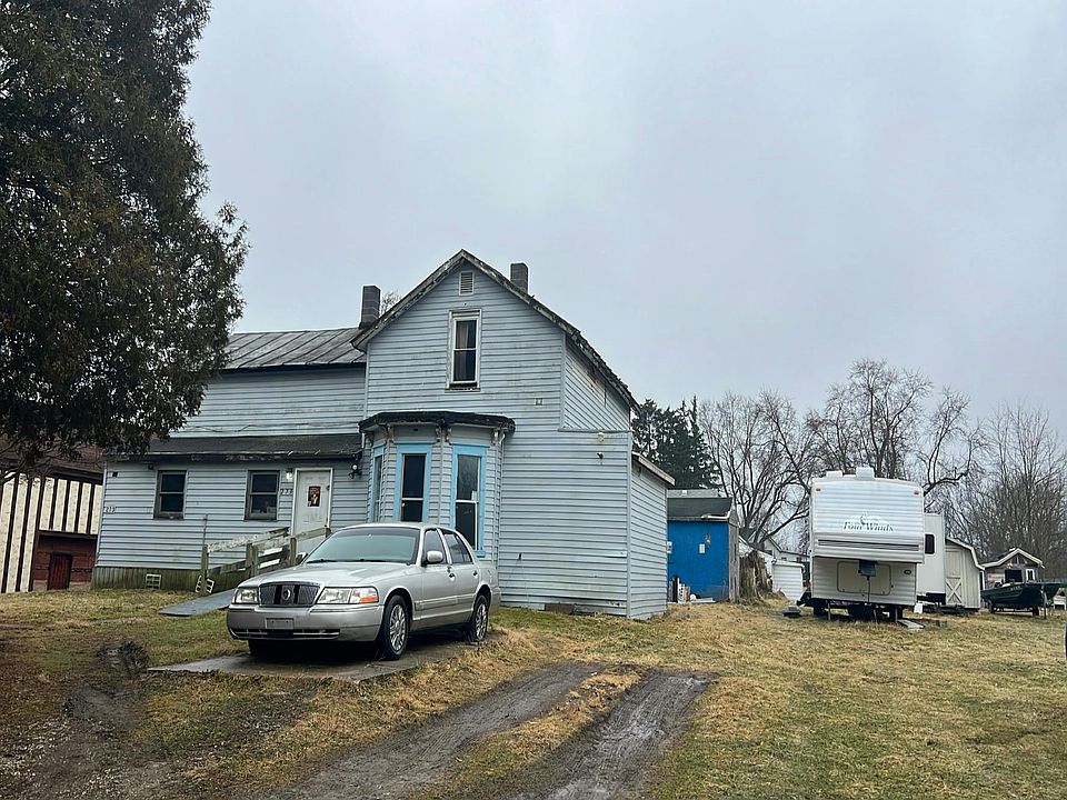 1st image of 273 Reed St